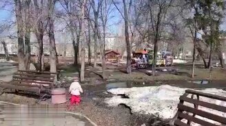 "Раммштайн" в детском паровозике - смотреть видео (0:27)