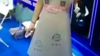 Платье, которое просвечивает - смотреть видео (0:15)