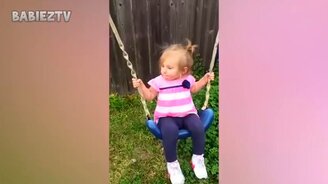 Апрельские приколы с детьми - смотреть видео (10:09)