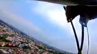 Приземление парашютиста в стену - смотреть видео (0:26)