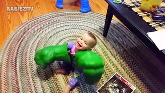 Детишки-супергерои - смотреть видео (10:04)