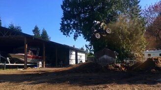 Экстрим на квалдроцикле - смотреть видео (0:25)