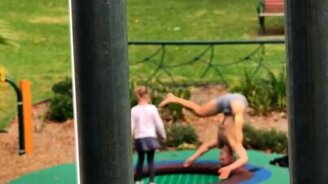 Весёлый у меня папа - смотреть видео (0:17)