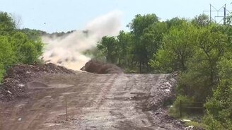 Взрыв под землёй - смотреть видео (0:09)