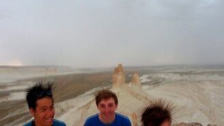 Ребята наэлектризовались - смотреть видео (0:55)