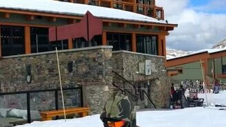 Пятилетний сноубордист - смотреть видео (0:14)