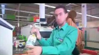 Безумство на кассе - смотреть видео (1:27)