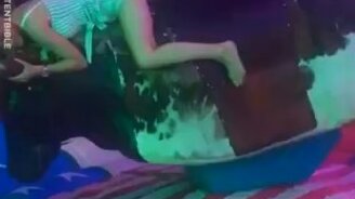 Она держалась, как могла - смотреть видео (3:45)