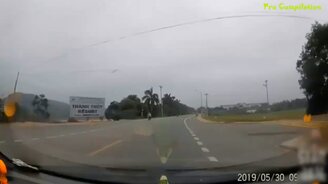 Никто этого не ожидал - смотреть видео (6:08)