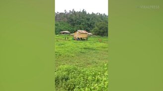 Как выглядит переезд на Филиппинах - смотреть видео (3:14)