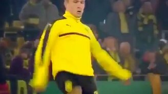 Трюки с жевательной резинкой - смотреть видео (0:19)