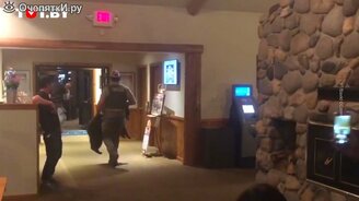 Медвежонок в туалете - смотреть видео (0:47)