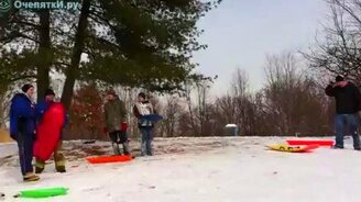 Проехался лицом по снегу - смотреть видео (0:28)