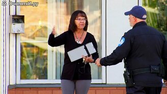 Полиция помогает преступникам сбежать - смотреть видео (1:41)