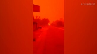 Красное небо от пожаров - смотреть видео (0:48)