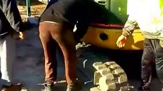 Накачай гусеницы! - смотреть видео (0:45)