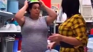 Кто накрыл меня ведром? - смотреть видео (0:15)