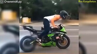 Пикантные моменты с тренированными людьми - смотреть видео (5:22)