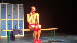 Пантомима на песню - смотреть видео (2:25)