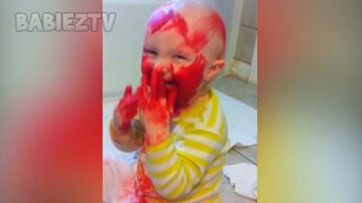 Дети и малыши в макияже - смотреть видео (3:23)