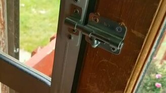 Когда шпингалет не работает - смотреть видео (0:15)