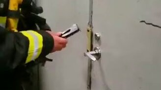 Универсальная отмычка? - смотреть видео (1:00)