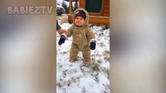 Снежные и зимние приколы с детьми - смотреть видео (10:18)