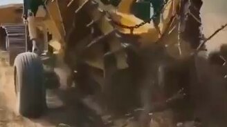 Выкорчёвыватель пней - смотреть видео (0:19)