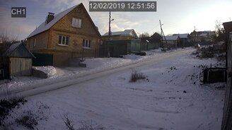 Жёстко остановил машину - смотреть видео (0:17)