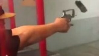 Подвёл пистолет - смотреть видео (0:15)