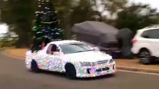 Рождественский автомобиль - смотреть видео (0:22)