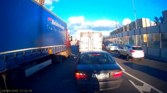 Ого, чуть не врезался! - смотреть видео (9:58)