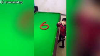 Маленький бильярдист - смотреть видео (1:05)