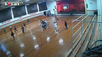 Обрушение крыши в школьном спортзале - смотреть видео (0:28)