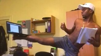 Работа за ноутбуком с пользой для здоровья - смотреть видео (0:21)