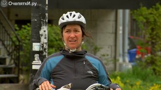 Человек исчезает в туалетной кабинке - смотреть видео (1:14)