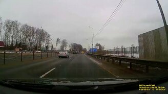 Берегись красной машины - смотреть видео (1:00)