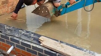 Как выровнять стяжку - смотреть видео (0:33)