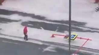 Ураган в Норильске - смотреть видео (1:02)