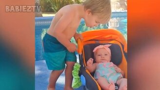 Братья и сёстры играют и смешат - смотреть видео (11:09)