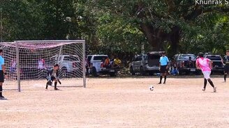 Ударил мячом сам себя - смотреть видео (0:24)