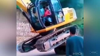 Провальные курьёзы на работе - смотреть видео (10:01)