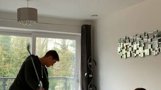 Попадание любимой в стакан - смотреть видео (0:09)