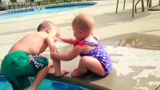 Малыши и дети чудят и смешат - смотреть видео (5:42)