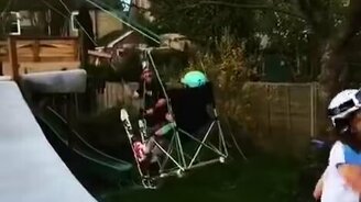 Домашний горнолыжный подъёмник - смотреть видео (1:00)