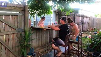 Обед с соседями - смотреть видео (0:26)