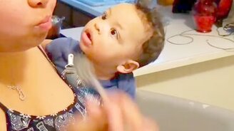 Мама, а что ты ешь? - смотреть видео (0:28)