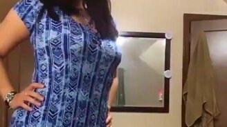 Отлично втянула живот - смотреть видео (0:15)