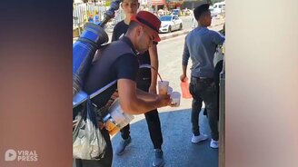 Уличный кофепад - смотреть видео (0:47)