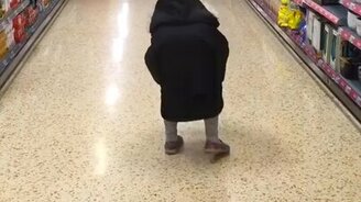 Как изобразить маленькую девочку - смотреть видео (0:05)